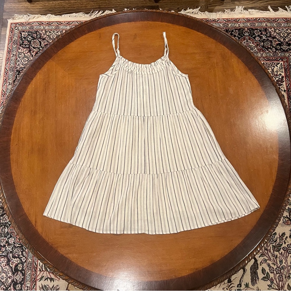 NEW $98 Evereve Harper Gauze Sundress Black/Cream Stripe Tiered Sleeveless Mini - Picture 3 of 16